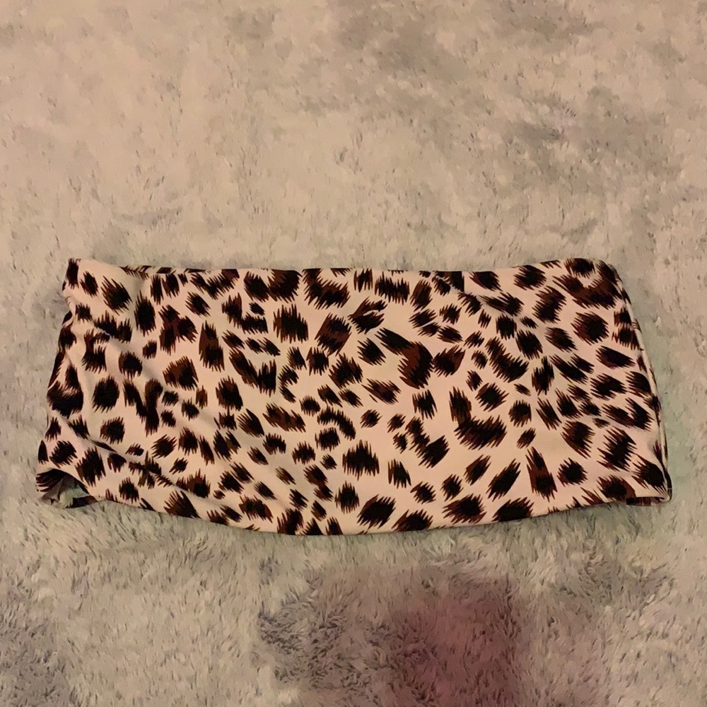 strapless bikini top